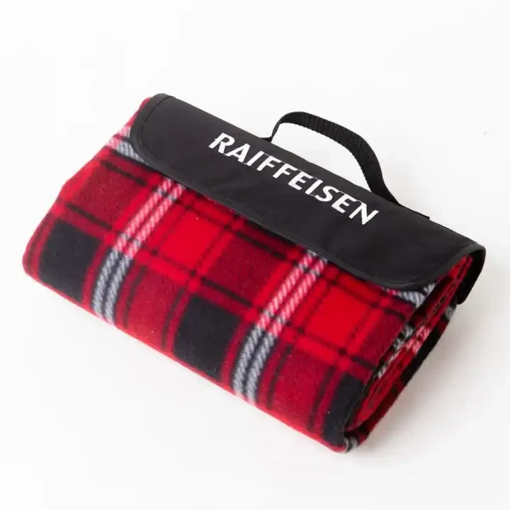 Brat Picnic Lomra Polar Inaistrithe
