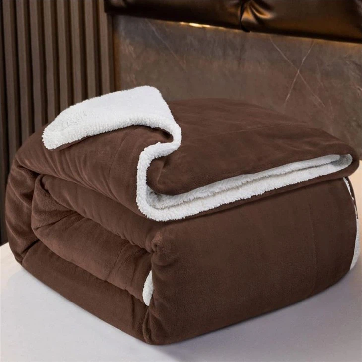 China Sherpa Fleece Blanket