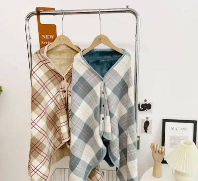 Brat ghualainn Mná Plaid